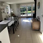 度假居 Lovely Summer House With Sea View