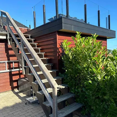 Lovely Summer House With Sea View Оттеруп
