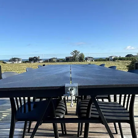 度假居 Lovely Summer House With Sea View 奥特鲁普